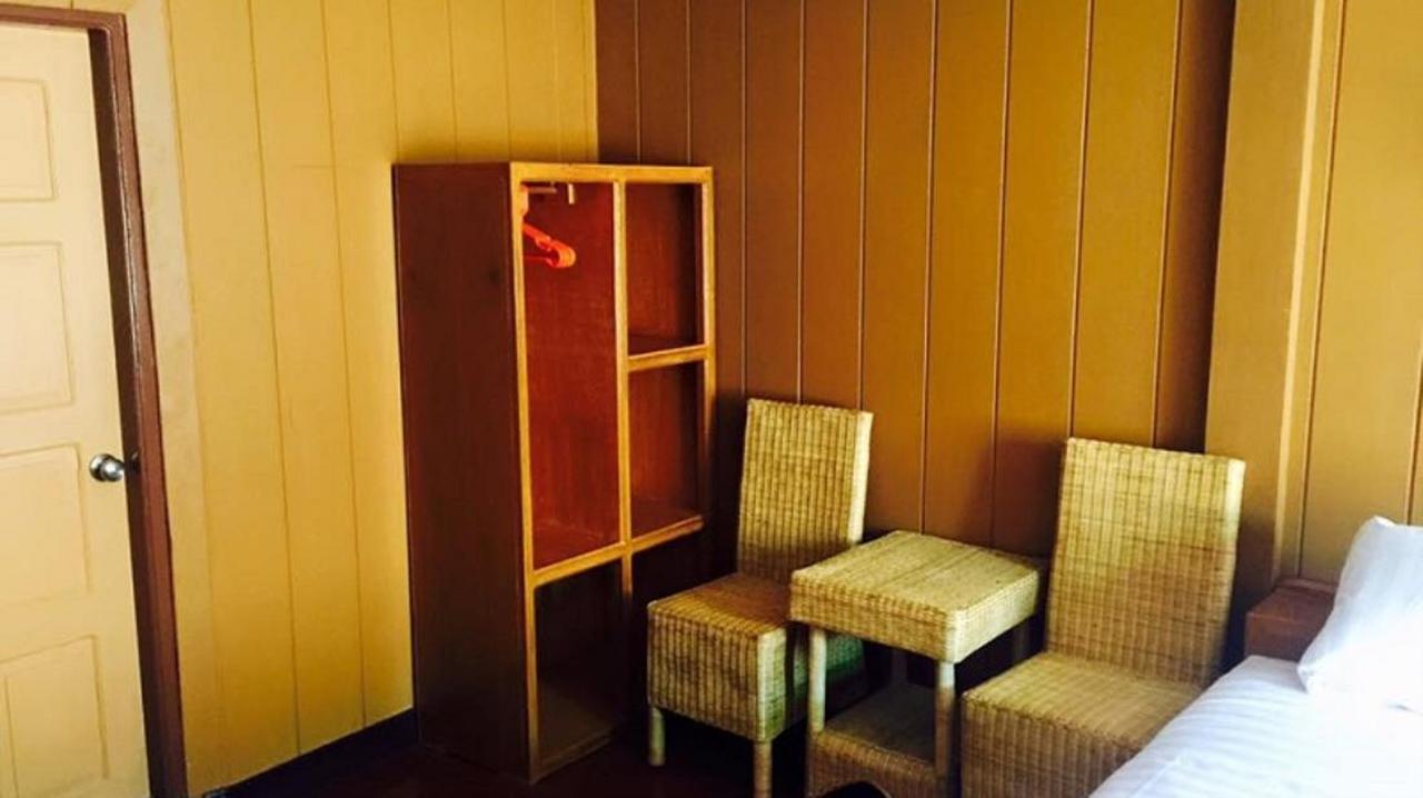 Golden Fish Motel Nyaung Shwe Exterior foto